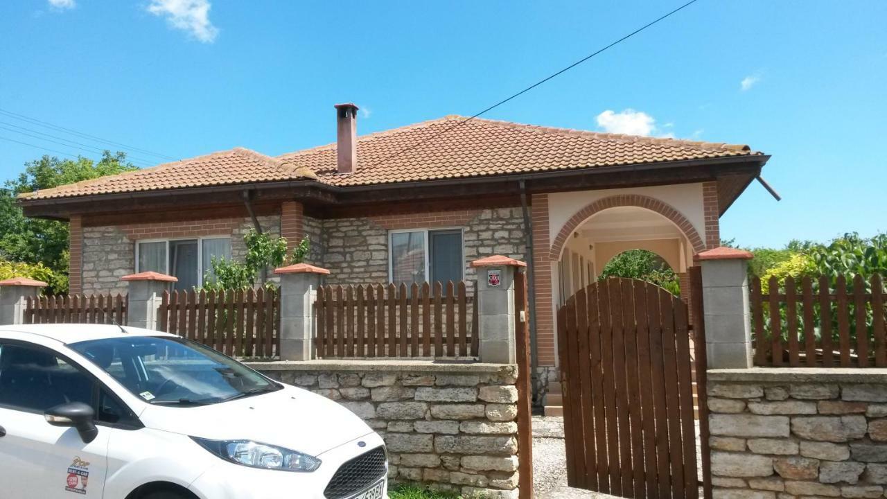 Sunny Villa Bŭlgarevo Exterior foto